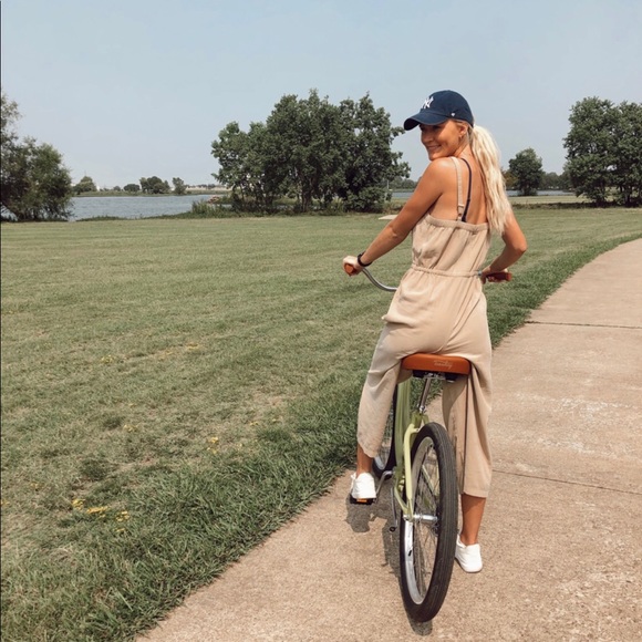 Meet your Posher, Miekelu - Picture 1 of 1